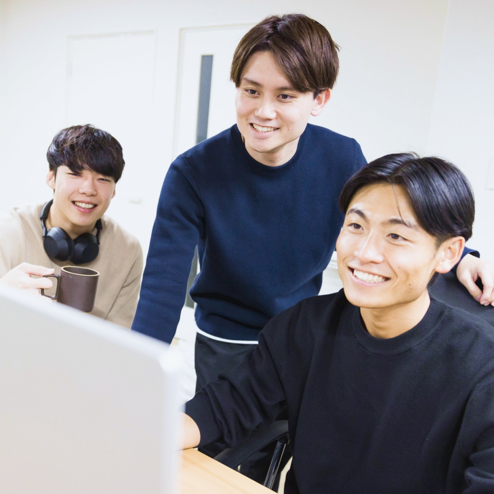 株式会社リーピーの刺激的な仕事が<br />
東京に集まる時代は<SPBR>終わりました。