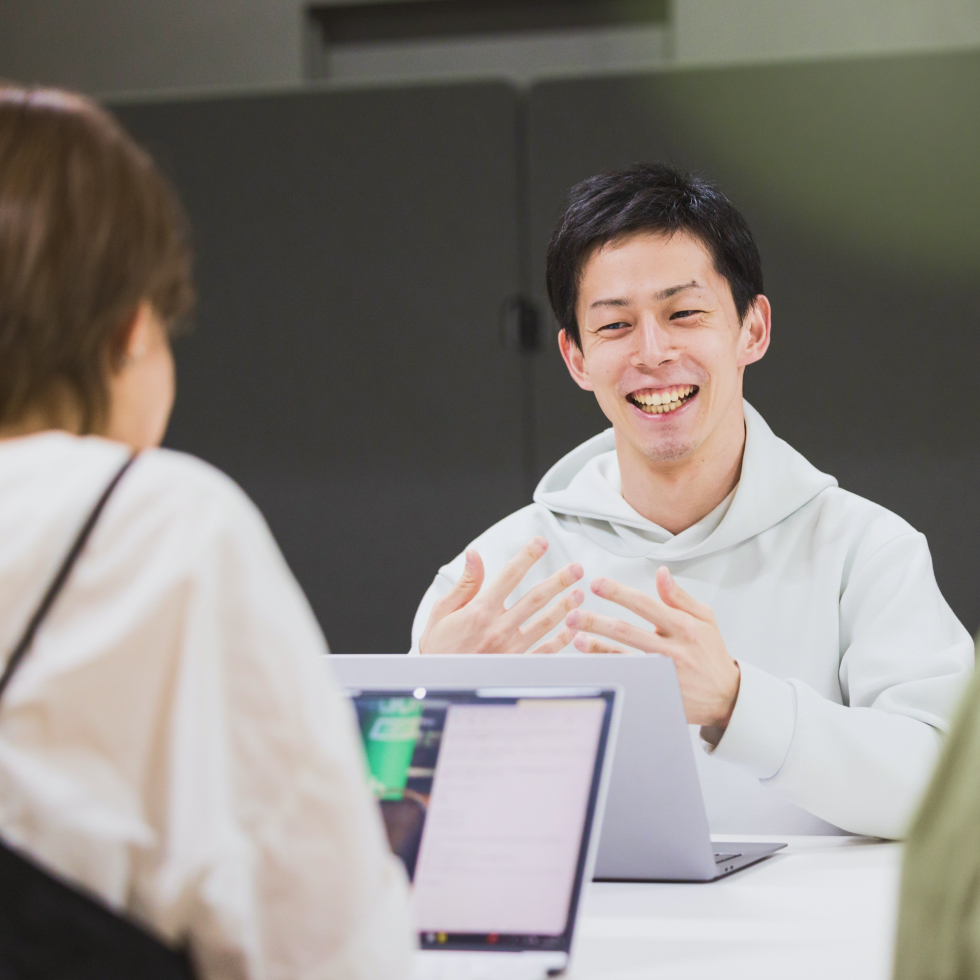 株式会社リーピーの刺激的な仕事が<br />
東京に集まる時代は<SPBR>終わりました。